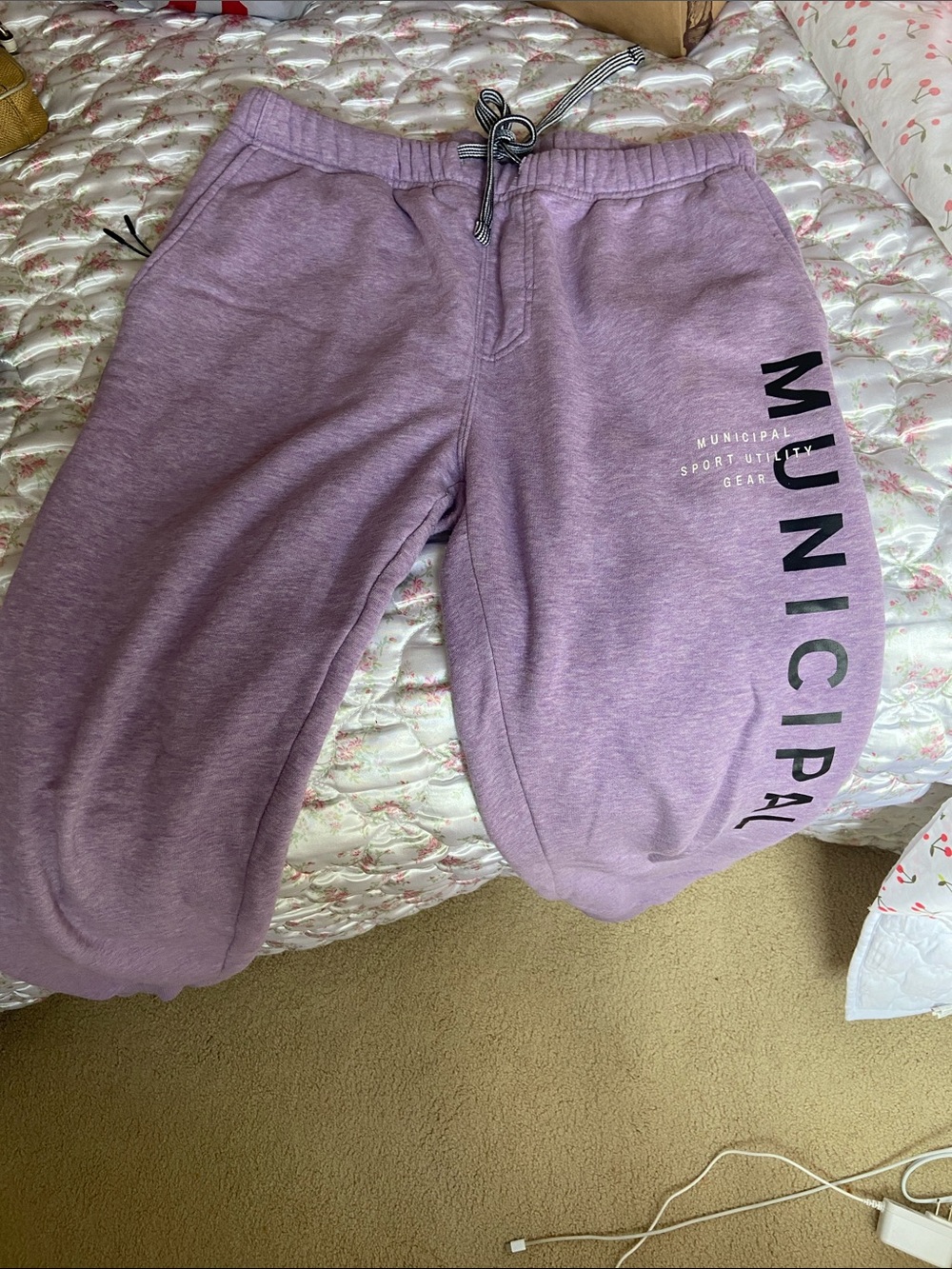 Municipal Men’s size S Lilac Sweatpants with Drawstring